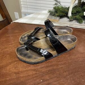 Birkenstock Mayari black patent Birko-flor sandals